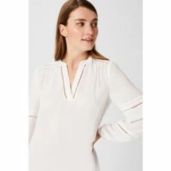 Hobbs Cream Selina Blouse -Hobbs Sales unnamed file 1047
