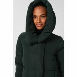 Hobbs Green Petite Heather Puffer Jacket -Hobbs Sales unnamed file 1537
