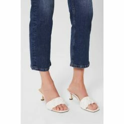 Hobbs Mylie White Sandals -Hobbs Sales unnamed file 2386