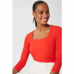 Hobbs Red Debbie Top -Hobbs Sales unnamed file 944